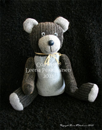 grey teddy bear